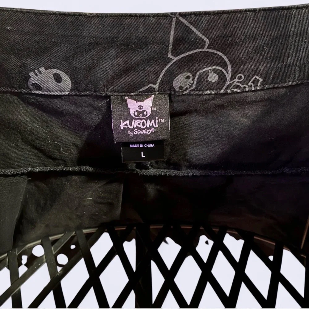 Sanrio Black Skater Skirt with Character Graphics - Picture 2 of 3